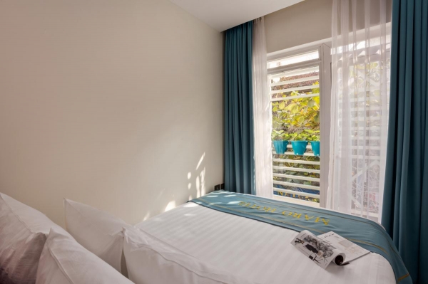 Deluxe Double or Twin with City View